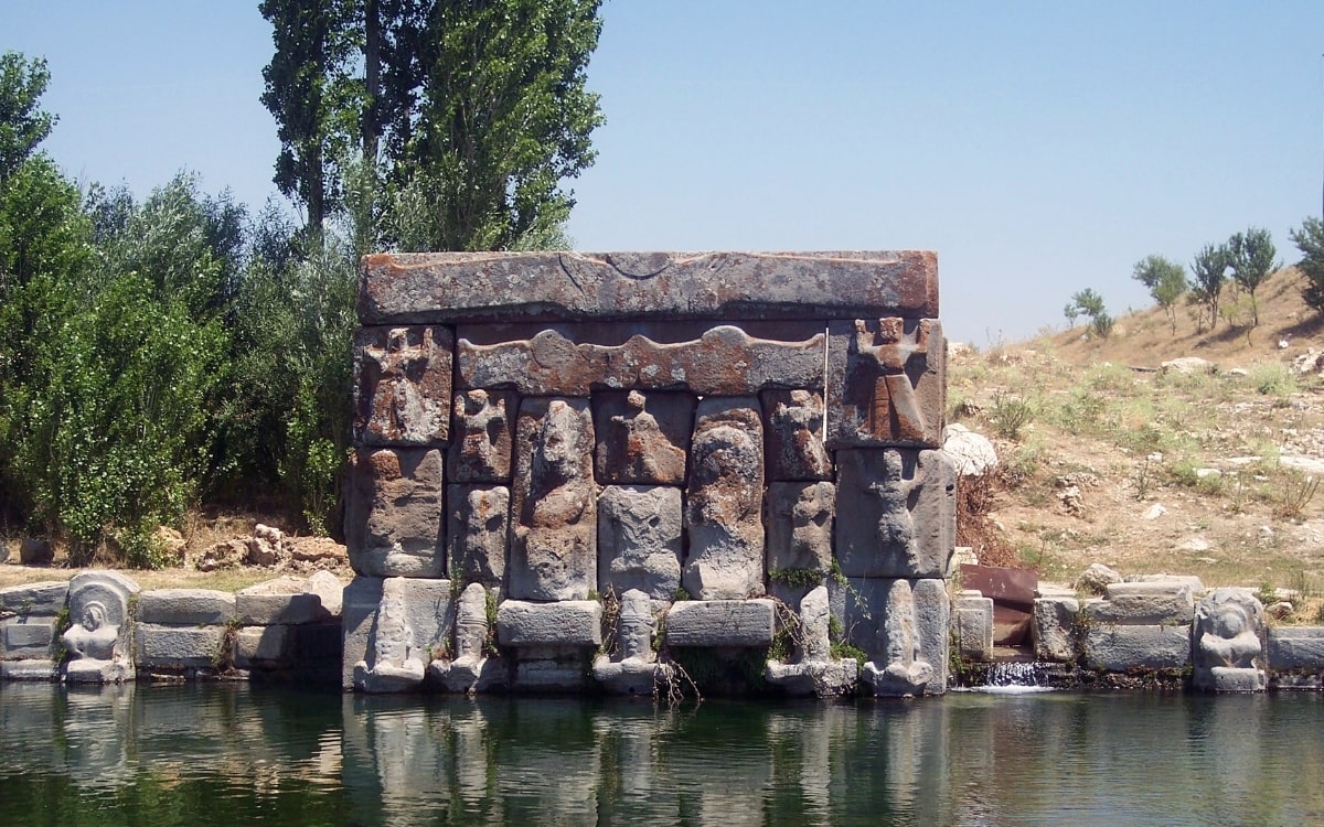 Eflatunpınar Hitit Su Anıtı