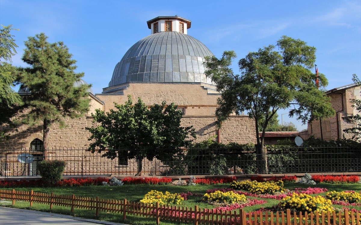 Karatay Medresesi ve Çini Eserler Müzesi Hakkında Bilgiler